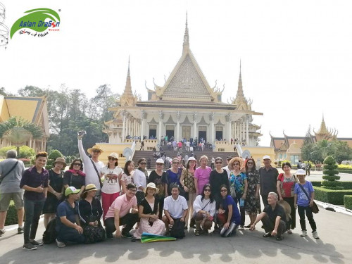 Hình ảnh kỷ niệm đoàn du lịch Campuchia khởi hành ngày 1-11-2018