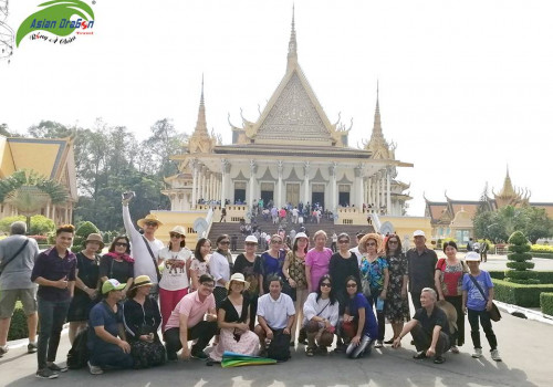 Hình ảnh kỷ niệm đoàn du lịch Campuchia khởi hành ngày 1-11-2018