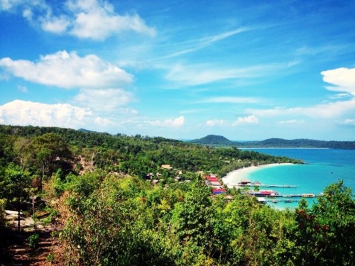 Chơi Zipline ngắm thiên đường Koh Rong quyến rũ từ trên cao