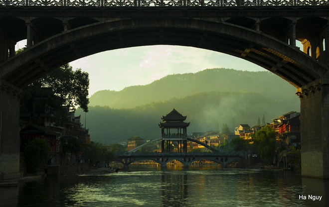 Phượng Hoàng cổ trấn 18