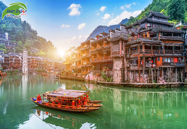 TRƯƠNG GIA GIỚI - PHƯỢNG HOÀNG CỔ TRẤN 5 NGÀY 4 ĐÊM