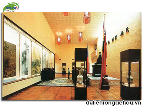 Du lịch Đài Loan tham quan bảo tàng Cố cung