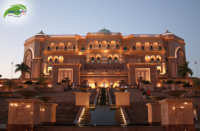 Du lịch Dubai: Emirates Palace