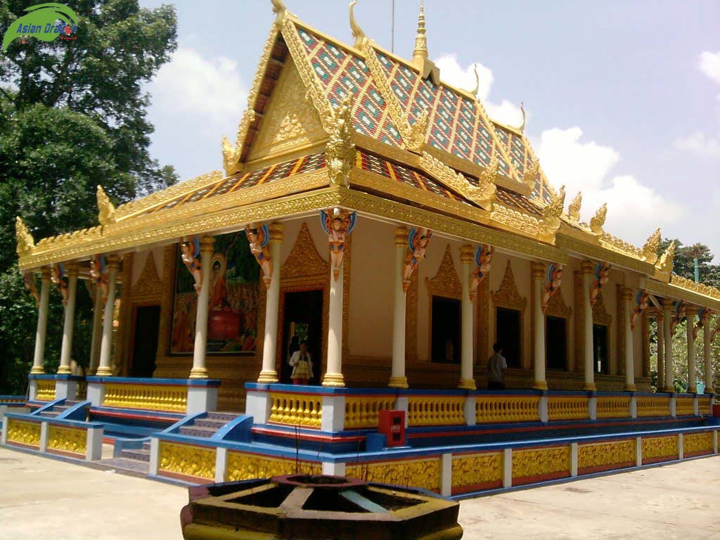 Chùa Dơi