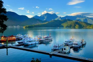 Hồ Nhật Nguyệt (Sun Moon Lake) – Tuyệt tác giữa lòng Đài Loan